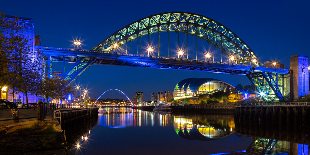 tyne at night